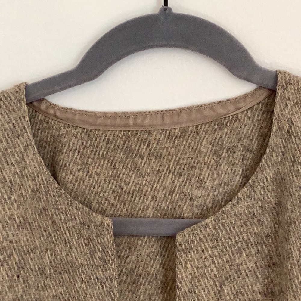 Poncho - Picture 2 of 3